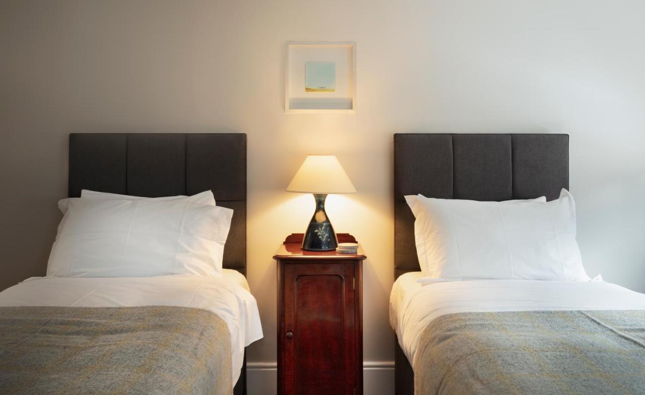 Bridge Street Townhouse Bed & Breakfast เคนแมร์ ภายนอก รูปภาพ