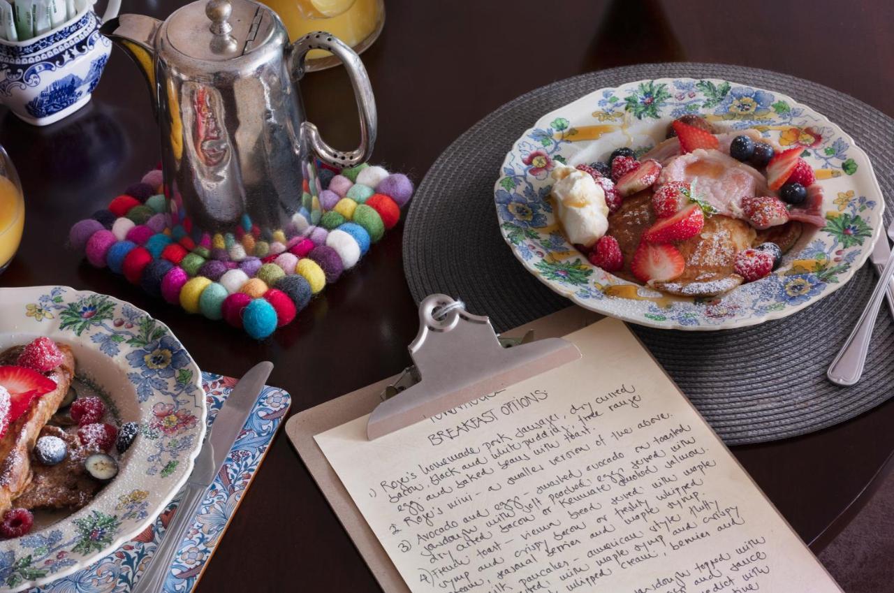 Bridge Street Townhouse Bed & Breakfast เคนแมร์ ภายนอก รูปภาพ